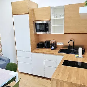 R374 #freeparking Apartament